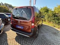 Gebraucht Peugeot Rifter Allure GT-Line 131 PS (96 kW) 2020 Copperbraun metallic Van / Kleinbus