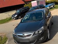 Gebraucht Opel Astra 140 PS (102 kW) 2011 Grau Kombi