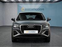 Neu Audi Q2 150 PS (110 kW) 2025 Grau SUV