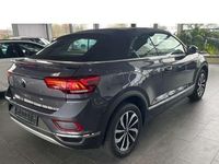 Gebraucht VW T-Roc Style 150 PS (110 kW) 2025 Grau metallic SUV