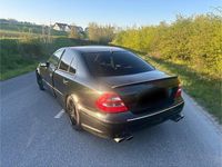 Gebraucht Mercedes E500 306 PS (225 kW) 2002 Grün Limousine