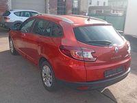 Gebraucht Renault Mégane III 116 PS (85 kW) 2016 Rot Limousine