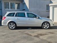 Gebraucht Opel Astra Edition 101 PS (74 kW) 2005 Silber Kombi