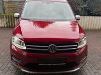 Gebraucht VW Caddy S 122 PS (89 kW) 2016 Rot Van / Kleinbus