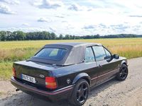 Gebraucht Ford Escort 102 PS (75 kW) 1990 Schwarz Cabrio