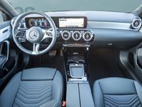 Gebraucht Mercedes A220 190 PS (139 kW) 2026 Grau Limousine
