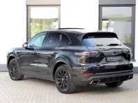 Second-hand Porsche Cayenne 340 CP (250 kW) 2018 Negru SUV