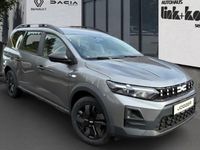 Neu Dacia Jogger Essentiel 110 PS (80 kW) 2026 Grau Van / Kleinbus