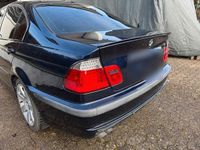 Gebraucht BMW 320 M Sport 170 PS (125 kW) 2001 Blau Limousine