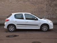 Gebraucht Peugeot 206+ 60 PS (44 kW) 2009 Weiß Kleinwagen