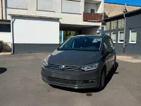 Gebraucht VW Touran 150 PS (110 kW) 2024 Grau Van / Kleinbus