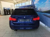 Gebraucht BMW 330 Advantage 252 PS (185 kW) 2018 Blau metallic Kombi
