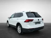 Gebraucht VW Tiguan Allspace Life 150 PS (110 kW) 2022 Deep black perleffekt (metallic) SUV