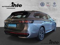 Gebraucht VW Passat R-line 150 PS (110 kW) 2024 Grau Kombi