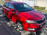 Gebraucht Skoda Rapid 90 PS (66 kW) 2013 Rot Kleinwagen
