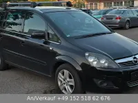 Gebraucht Opel Zafira 116 PS (85 kW) 2011 Schwarz Van / Kleinbus