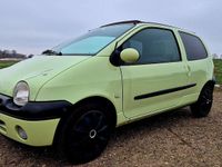Second-hand Renault Twingo 58 CP (42 kW) 2006 Andere farben Hatchback