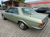 Gebraucht Mercedes 230 109 PS (80 kW) 1978 Grün Coupé