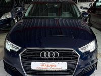 Gebraucht Audi A3 Basis 116 PS (85 kW) 2020 Blau Limousine