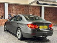 Gebraucht BMW 520 184 PS (135 kW) 2014 Grau Limousine