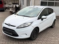 Gebraucht Ford Fiesta Trend 60 PS (44 kW) 2009 Weiß Kleinwagen