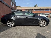 Gebraucht Opel Insignia Edition 110 PS (80 kW) 2012 Schwarz Limousine