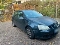 Gebraucht VW Golf V 75 PS (55 kW) 2005 Blau Kleinwagen