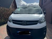 Używany Opel Vivaro 122 KM (89 kW) 2021 Biały Minivan