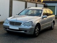 Gebraucht Mercedes C220 Elegance 143 PS (105 kW) 2002 Silber Limousine