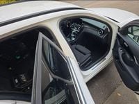 Gebraucht Mercedes C220 194 PS (142 kW) 2019 Weiß Kombi