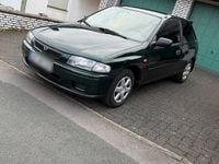 Gebraucht Mazda 323 88 PS (64 kW) 1999 Grün Kleinwagen