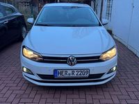 Gebraucht VW Polo Highline 95 PS (69 kW) 2019 Weiß Kleinwagen