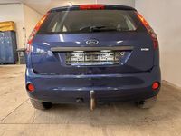 Gebraucht Ford Fiesta Fun X 90 PS (66 kW) 2006 Blau Kleinwagen