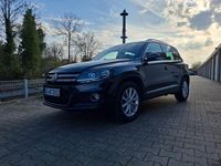 Gebraucht VW Tiguan LOUNGE 150 PS (110 kW) 2015 Grau SUV