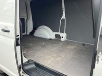 Gebraucht VW Transporter 110 PS (80 kW) 2021 Weiß Van