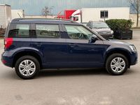 Gebraucht Skoda Yeti Active 105 PS (77 kW) 2014 Blau SUV