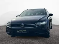 Używany VW Passat Basis 150 KM (110 kW) 2022 Czarny Kombi