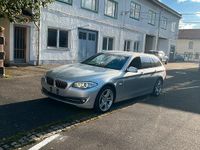 Gebraucht BMW 530 258 PS (189 kW) 2011 Silber Kombi
