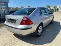 Gebraucht Ford Mondeo 125 PS (91 kW) 2005 Silber Limousine