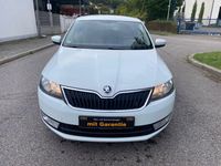 Gebraucht Skoda Rapid Joy 116 PS (85 kW) 2016 Weiß Kombi