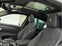 Neu Maserati Grecale 330 PS (242 kW) 2026 Grau (grigio lava) SUV