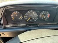 Gebraucht Mercedes 190 122 PS (89 kW) 1991 Limousine