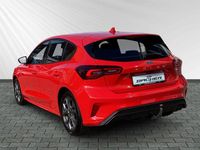 Gebraucht Ford Focus ST-Line 125 PS (91 kW) 2023 Rot Limousine