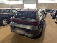 Gebraucht Cupra Leon 150 PS (110 kW) 2025 Magnetic grau metallic Kombi