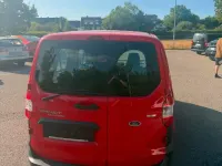 Gebraucht Ford Courier 101 PS (74 kW) 2015 Rot Van / Kleinbus