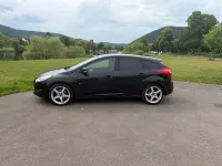 Gebraucht Ford Focus Trend 150 PS (110 kW) 2011 Schwarz Limousine