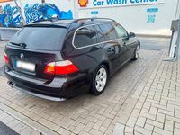 Gebraucht BMW 520 177 PS (130 kW) 2009 Schwarz Kombi