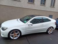 Gebraucht Mercedes C180 143 PS (105 kW) 2010 Weiß Coupé