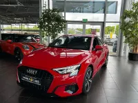 Second-hand Audi A3 S-Line 150 CP (110 kW) 2022 Roșu Berlinǎ