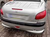 Gebraucht Peugeot 206 CC 109 PS (80 kW) 2003 Silber Cabrio